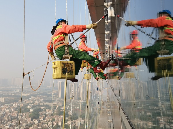 深圳高（gāo）空清洗.jpg